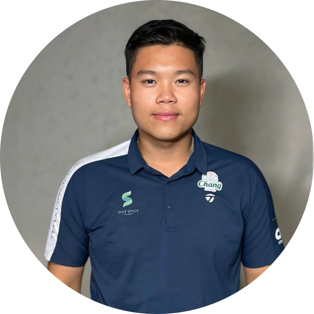 โปรคอปเตอร์ ผู้ฝึกสอนกอล์ฟประจำ Golf Space Academy สาขาสุวรรณภูมิ และ สาขาระยอง